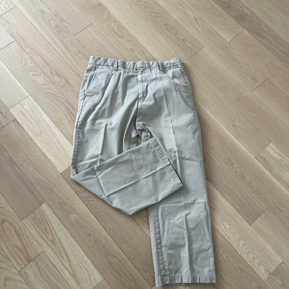 Banana Republic Gray Chinos Relaxed Fit